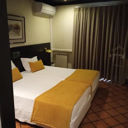 Senhora A Branca Hotel Braga