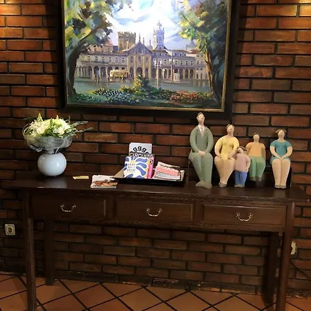 Senhora A Branca Hotel