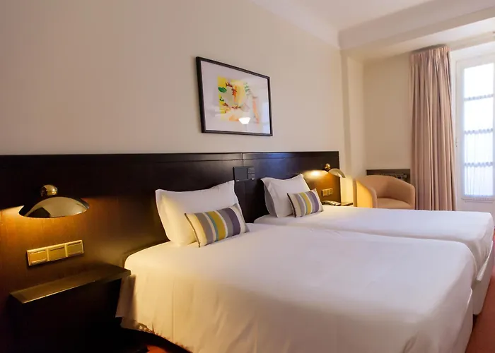 Senhora A Branca 3* 브라가