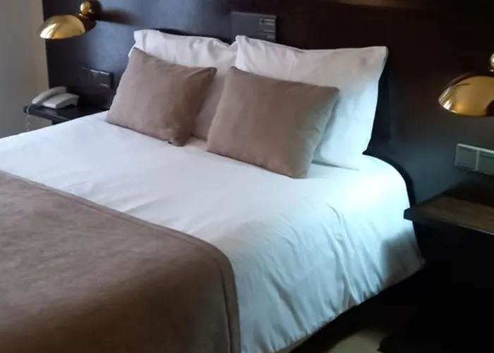 Senhora A Branca 3* 브라가