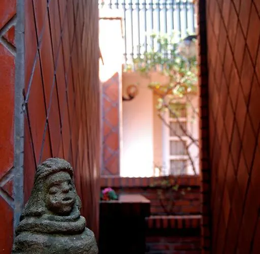 Senhora A Branca Hotel