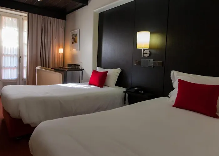 Senhora A Branca Hotel